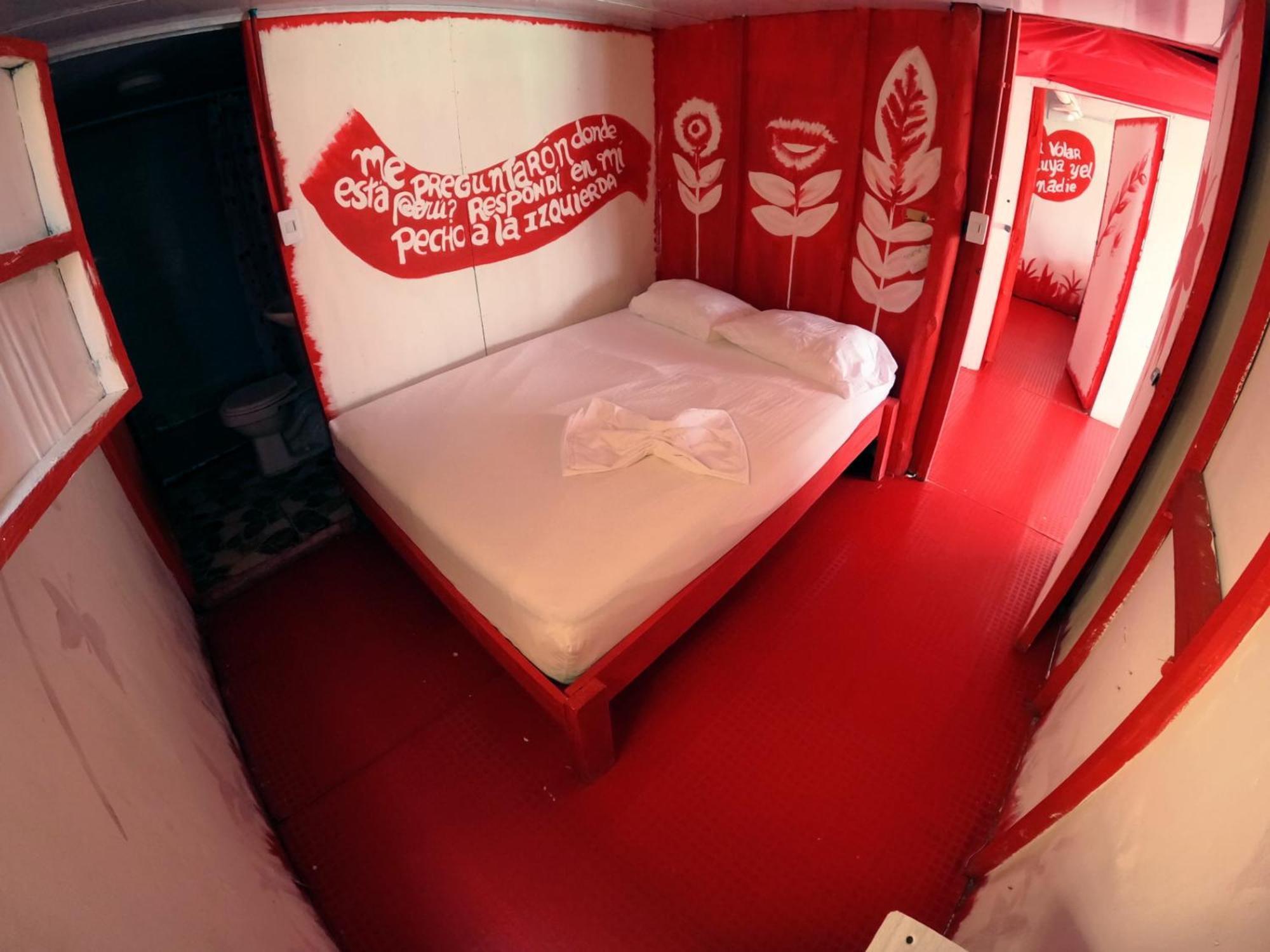 Hostel Bunker Peru Плая-Бланка Экстерьер фото